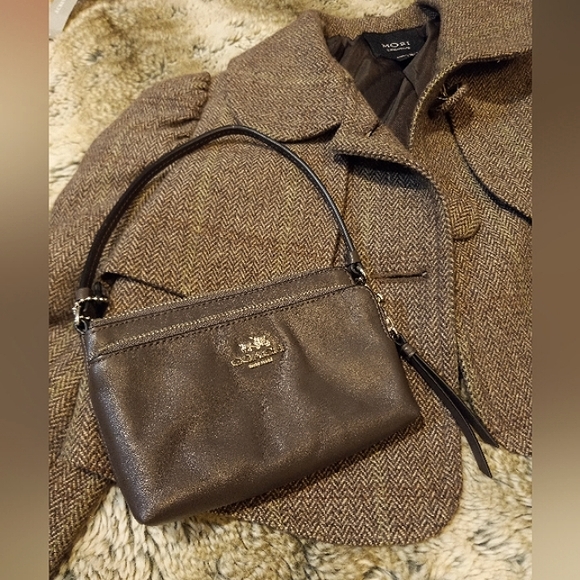 Coach wristlet - Picture 13 of 13